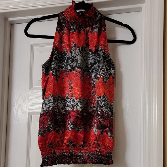 Iz Bayer Floral Halter Top - Red and Black - Picture 2 of 10
